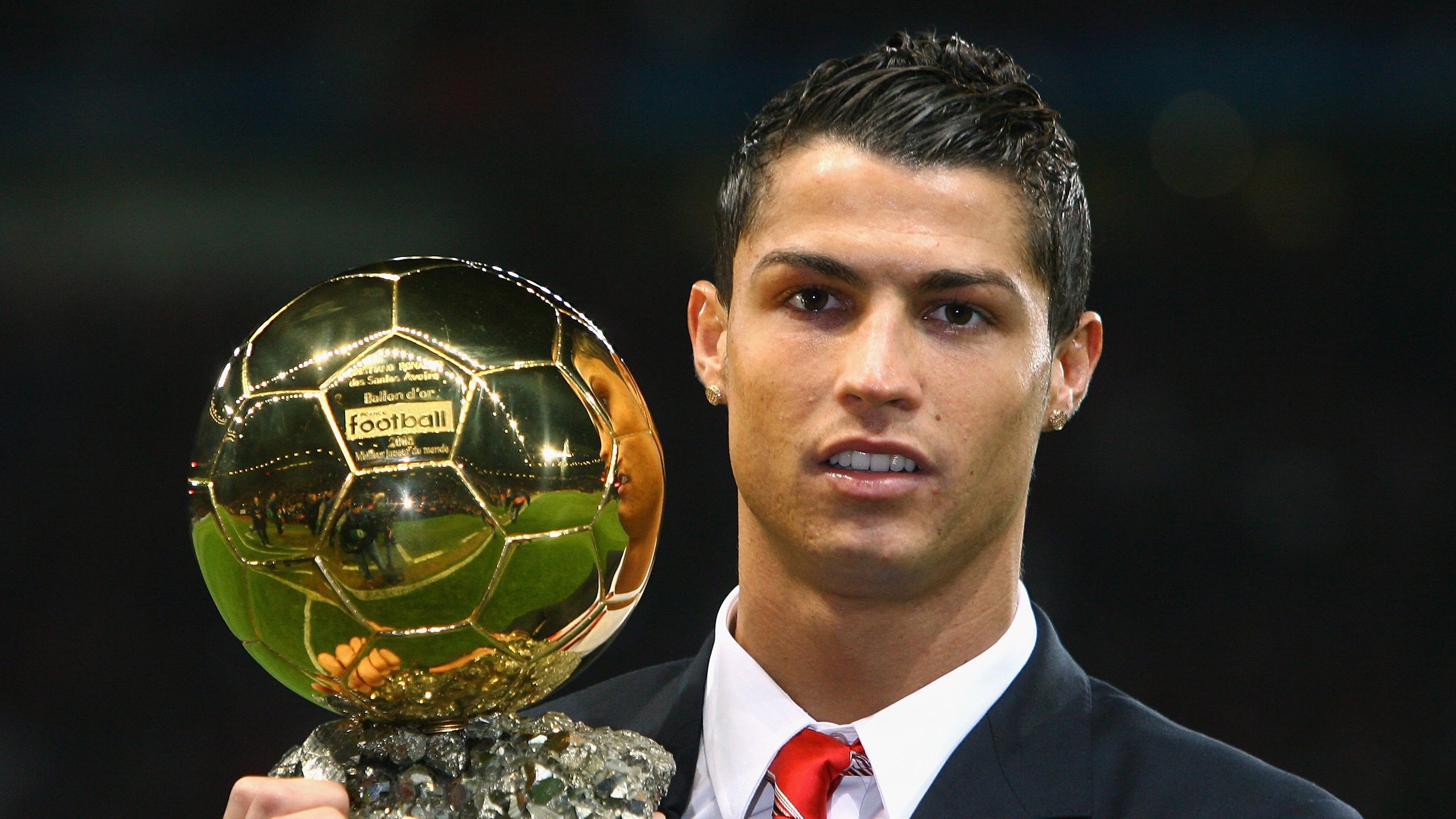 “年度最佳比赛:激战数小时,完美诠释职业精神”,激战打的是什么比赛